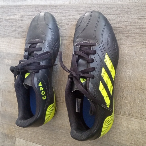 Adidas  Soccer Cleats Black, Green - Picture 2 of 6